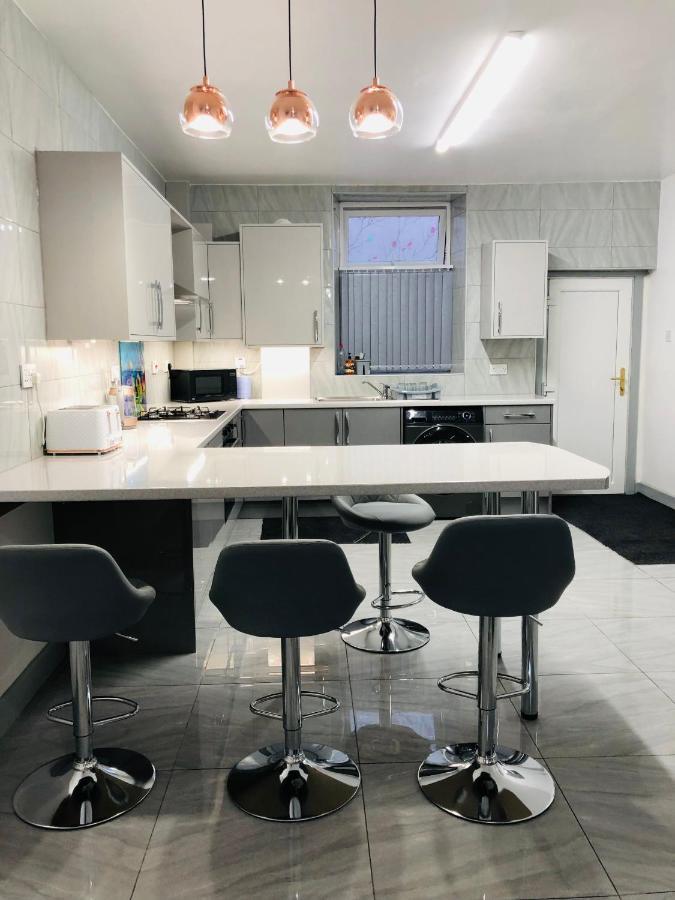 Modern Travis House Holiday home Burnley